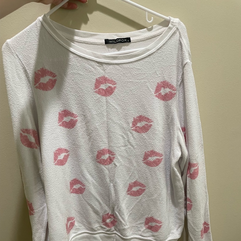 Wild fox sweater
